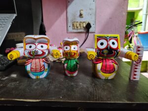 Unique 6-Inch Neem Wood Jagannath, Balabhadra, Subhadra, Sudarshan Idol Set (Pack Of 4, Multicolor)
