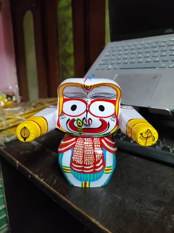 Unique 6-Inch Neem Wood Jagannath, Balabhadra, Subhadra, Sudarshan Idol Set (Pack Of 4, Multicolor) - Image 4