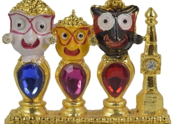 Metal Jagannath Handmade Small Statue (Golden) for Car Dashboard, Pooja Room