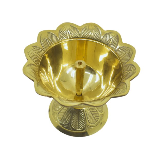 Brass Akhand Dia |Exquisite Brass Oil Lamp for Spiritual Bliss (Pack of 1,Golden) - Image 3